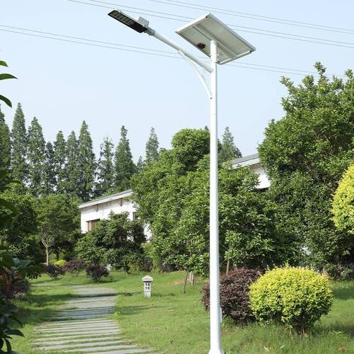 太阳能锂电路灯:校园照明的绿色能源解决方案